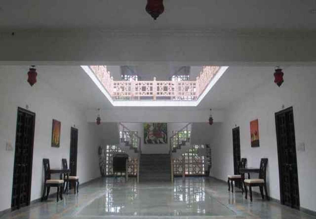 La Fortuna And Udaipur